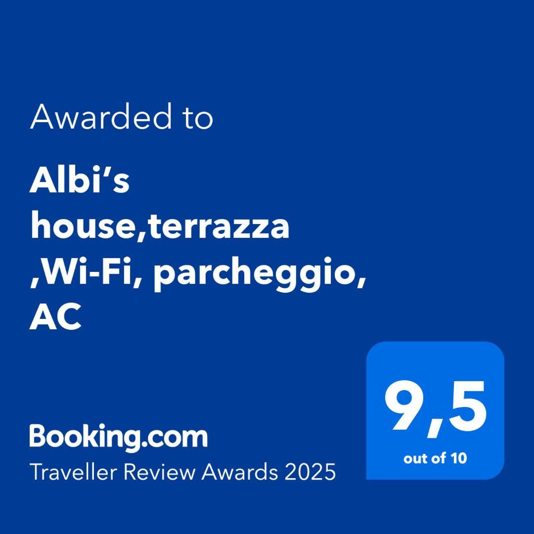Apartament Albi'S House,Terrazza ,Wi-Fi, Parcheggio, Ac Lukka Zewnętrze zdjęcie
